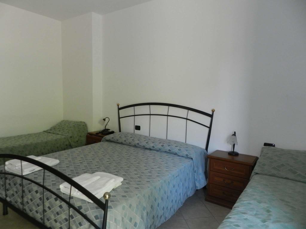 Bel Tempio Guest House ซานโจวานี อาปีโร ภายนอก รูปภาพ