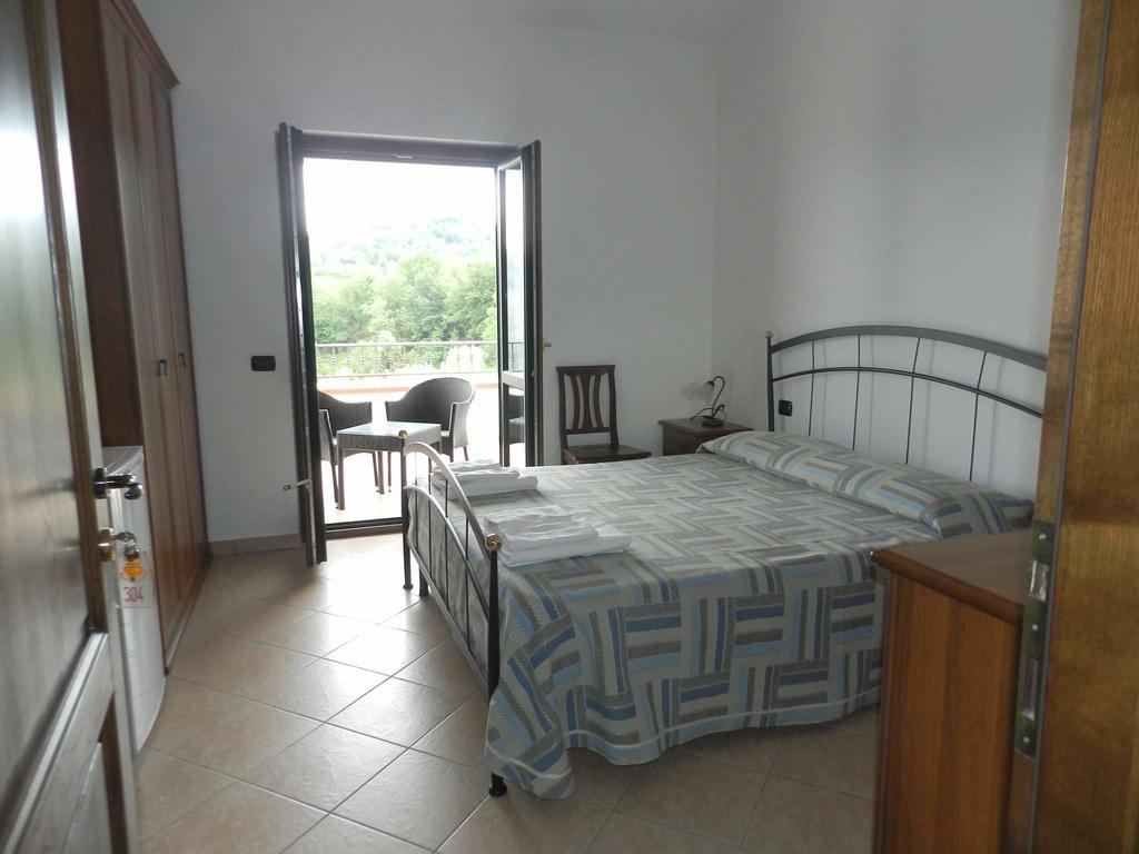 Bel Tempio Guest House ซานโจวานี อาปีโร ภายนอก รูปภาพ