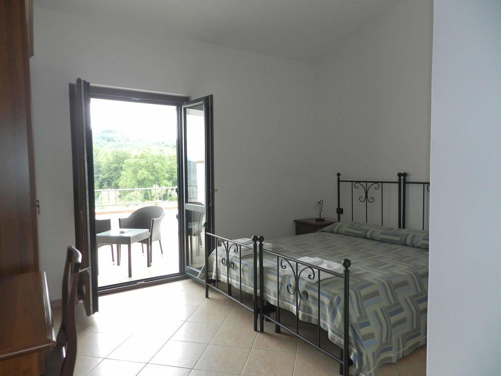 Bel Tempio Guest House ซานโจวานี อาปีโร ภายนอก รูปภาพ